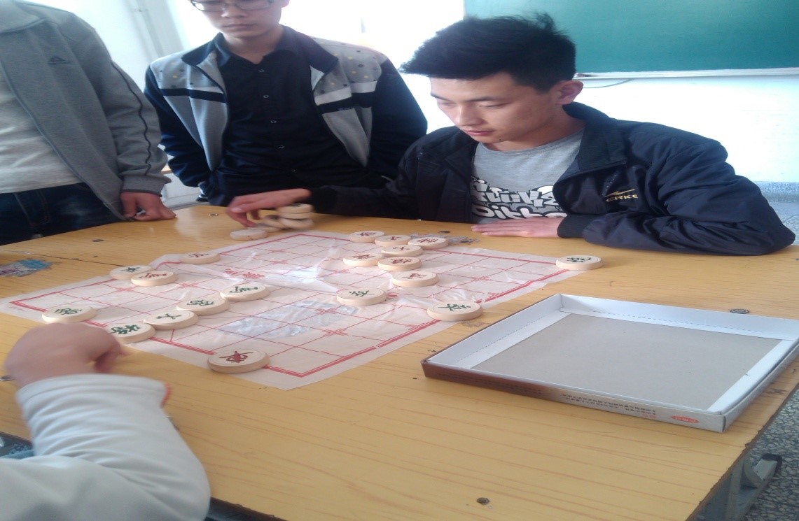 我院第十三届“弈轩杯”校园棋王争霸赛圆满落幕