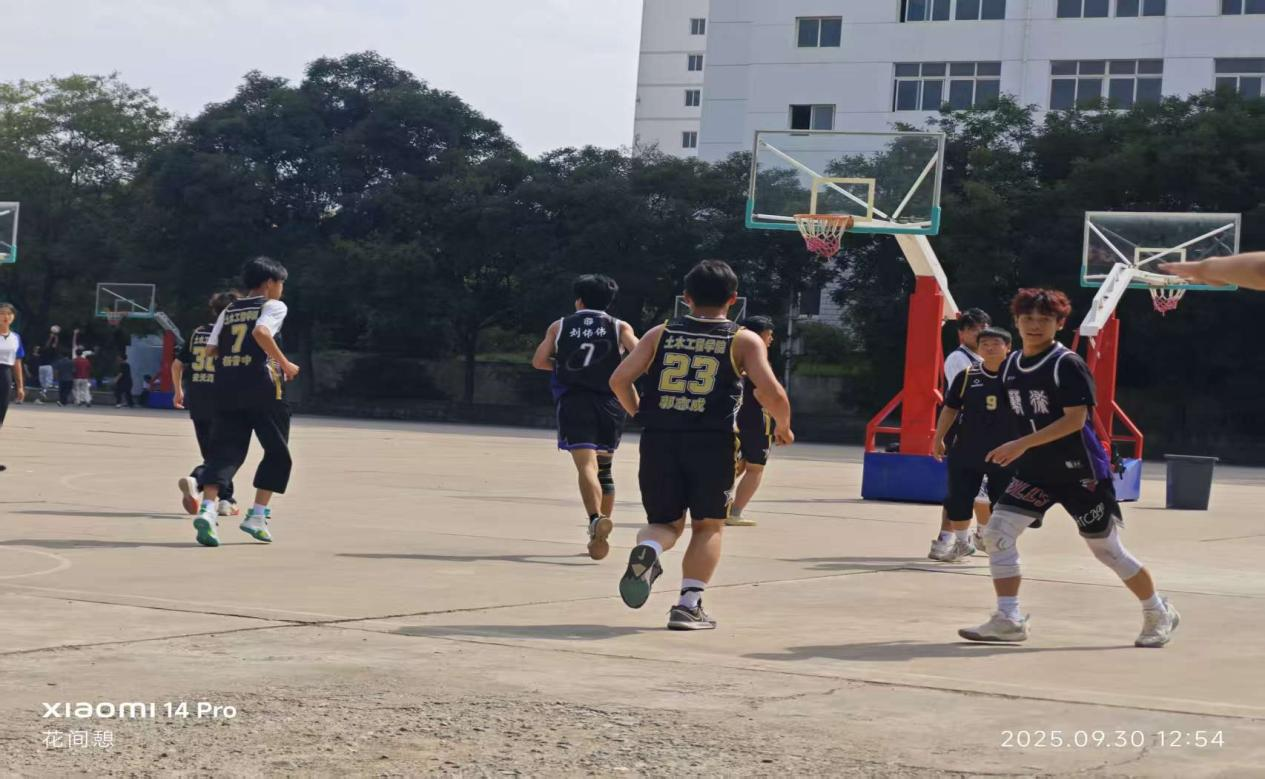 凝聚新生力量，绽放运动光彩——“迎新杯”篮球赛圆满落幕 